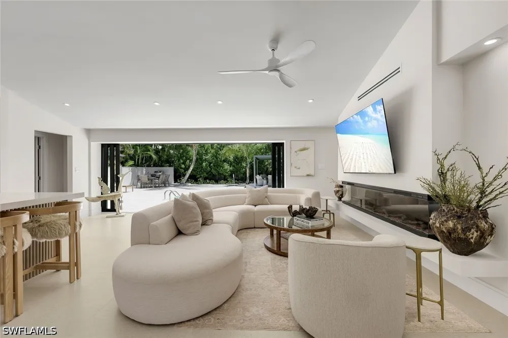 Sandpiper Street Naples, FL 34102