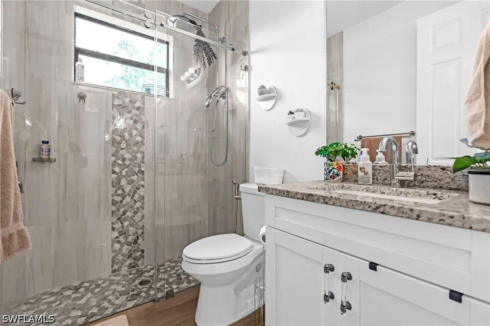 12th Avenue NE Naples, FL 34120