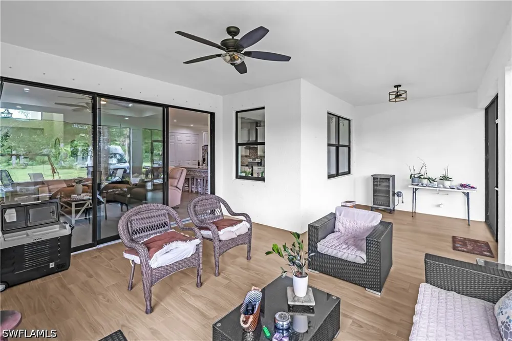 12th Avenue NE Naples, FL 34120