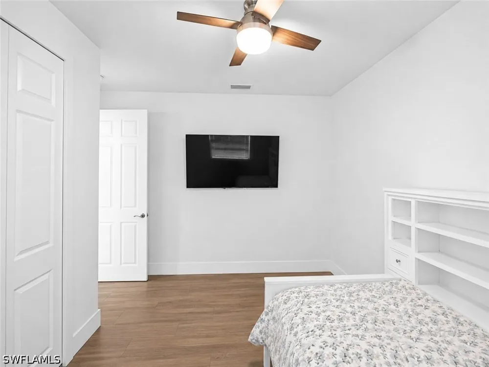 12th Avenue NE Naples, FL 34120