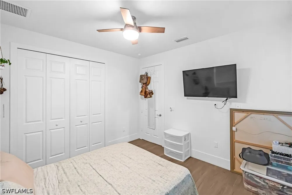 12th Avenue NE Naples, FL 34120