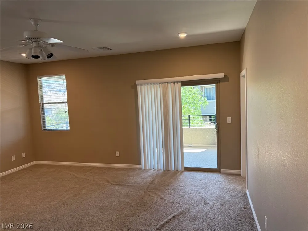 921 Riverlawn Place Las Vegas, NV 89138