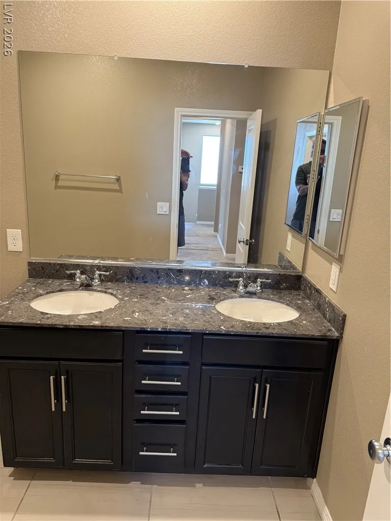 921 Riverlawn Place Las Vegas, NV 89138