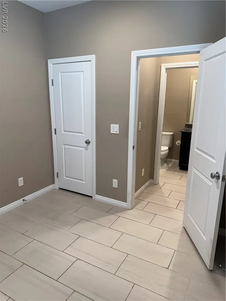 921 Riverlawn Place Las Vegas, NV 89138