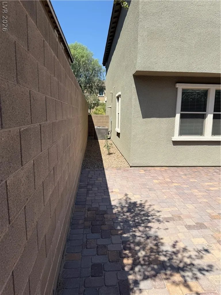 921 Riverlawn Place Las Vegas, NV 89138