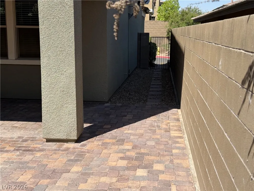 921 Riverlawn Place Las Vegas, NV 89138
