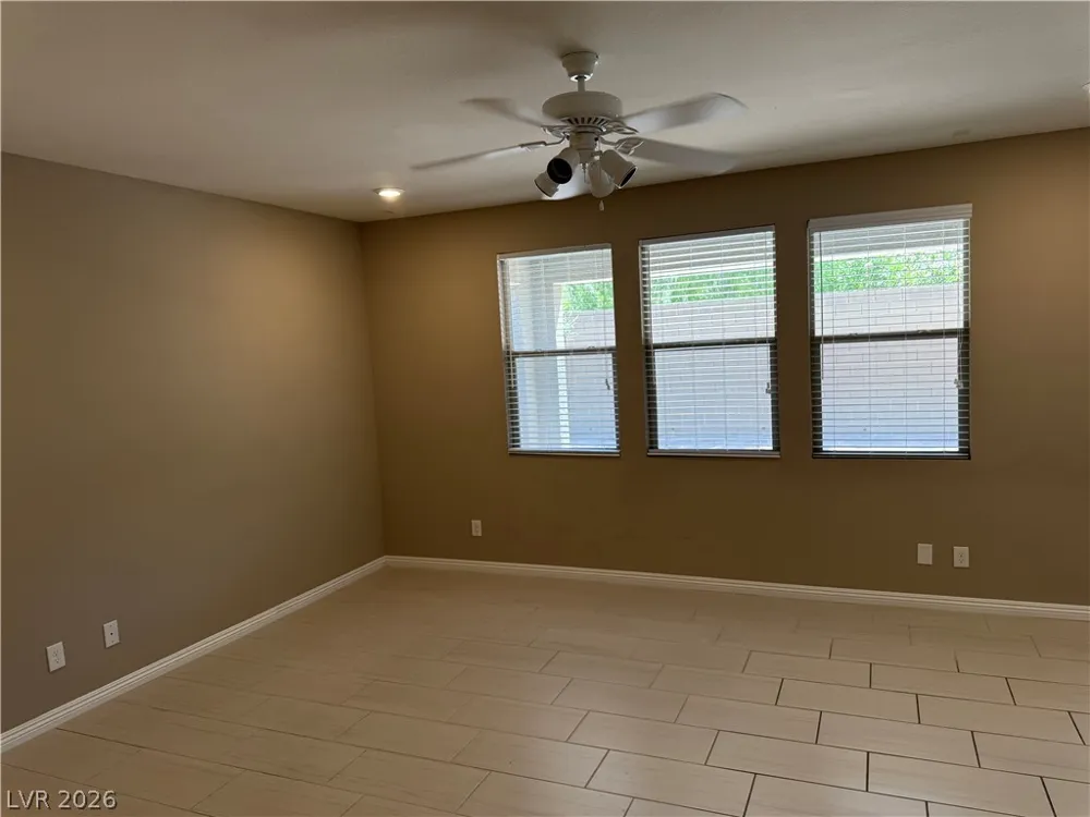 921 Riverlawn Place Las Vegas, NV 89138