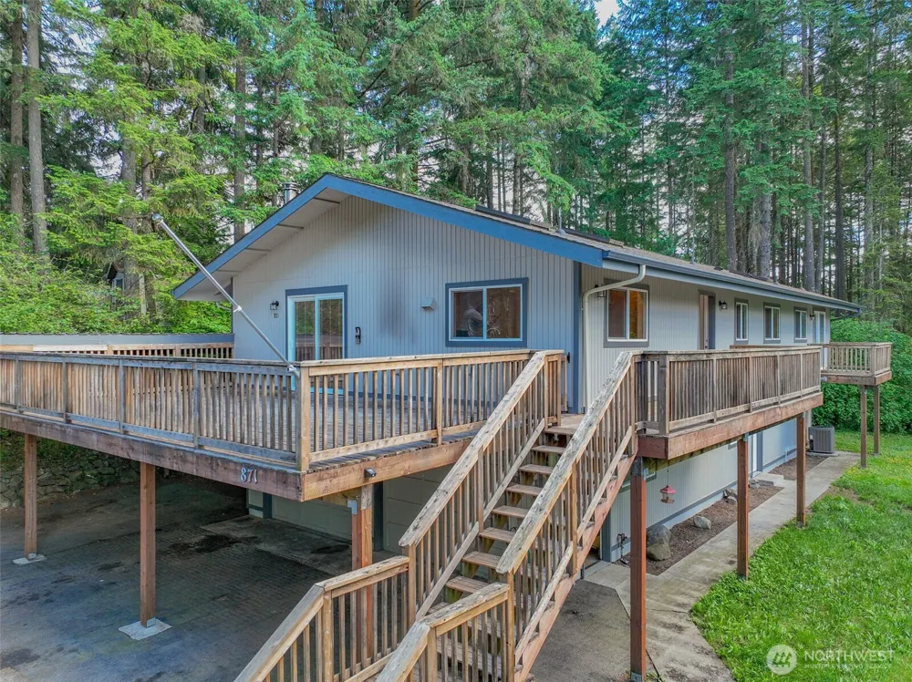 871 NE LARSON BLVD Belfair, WA 98528