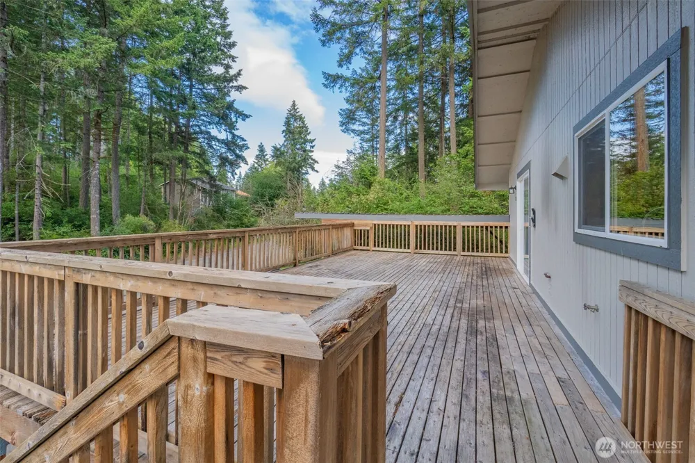 871 NE LARSON BLVD Belfair, WA 98528