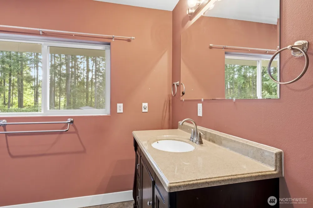 871 NE LARSON BLVD Belfair, WA 98528