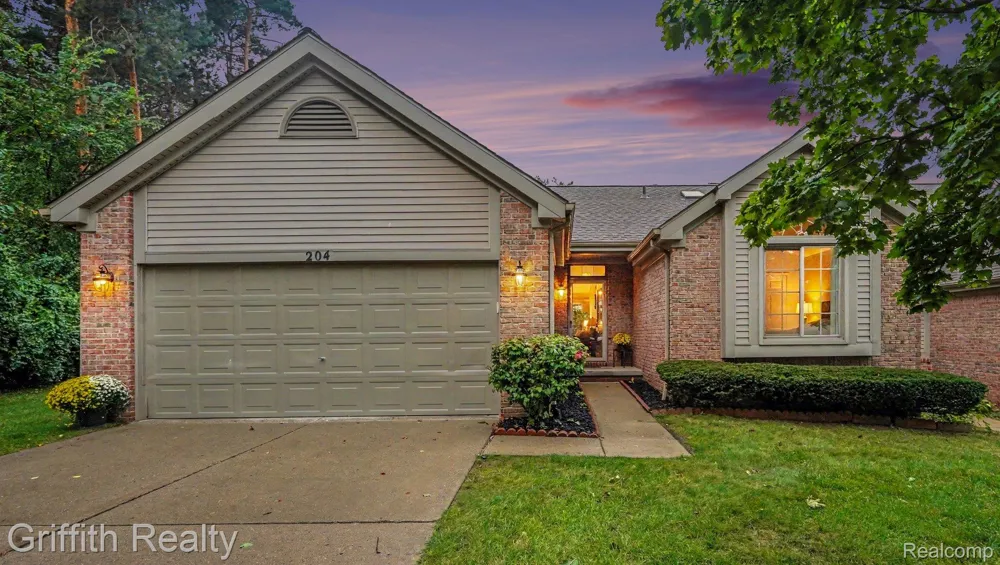 204 Texknoll Court Brighton City, MI 48116