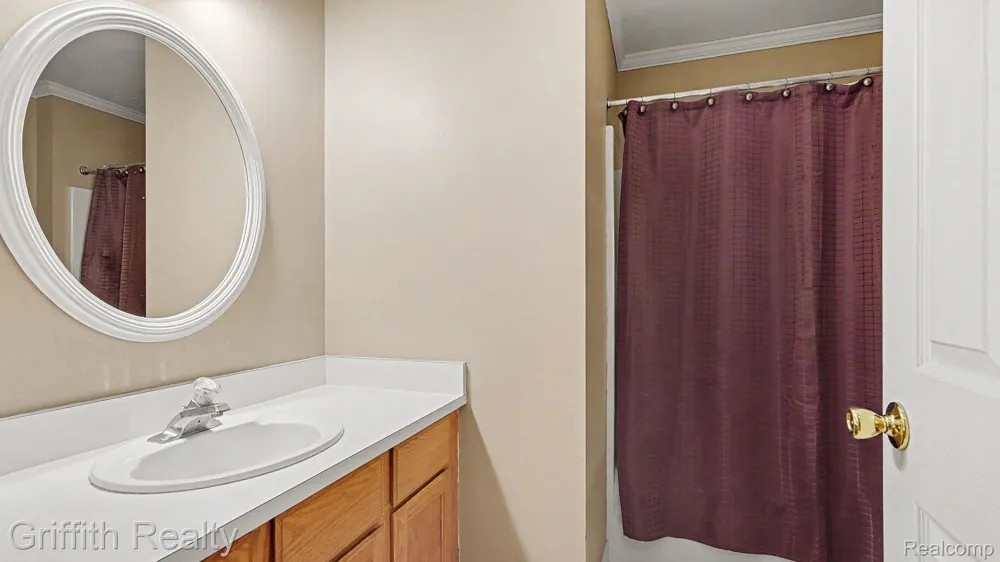 204 Texknoll Court Brighton City, MI 48116