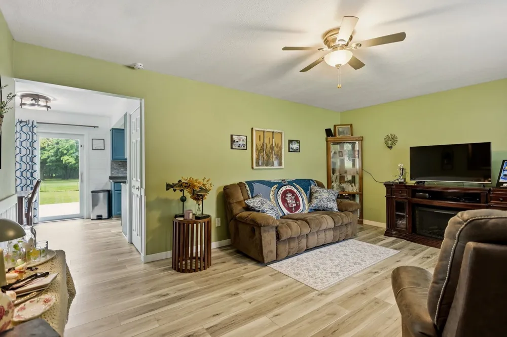 721 Richard Street Vassar City, MI 48768