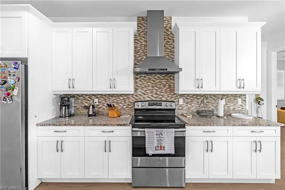 3682 12th Avenue NE Naples, FL 34120