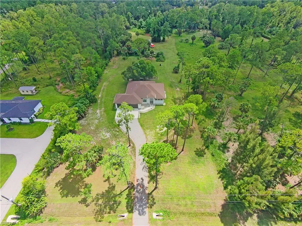 3682 12th Avenue NE Naples, FL 34120