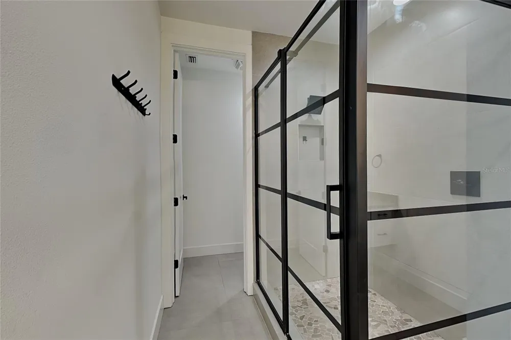 6902 S MACDILL AVENUE #1 Tampa, FL 33611