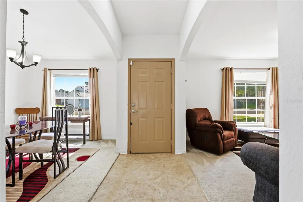 335 ERIE COURT Kissimmee, FL 34759