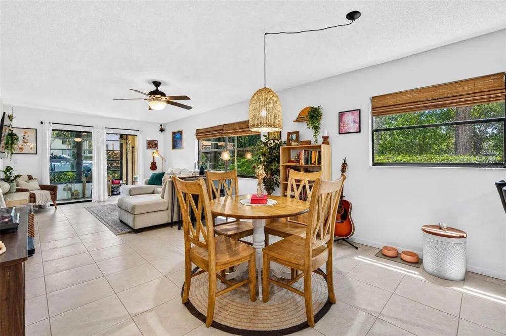 1602 HAMMOCK PINE BOULEVARD #1602 Clearwater, FL 33761