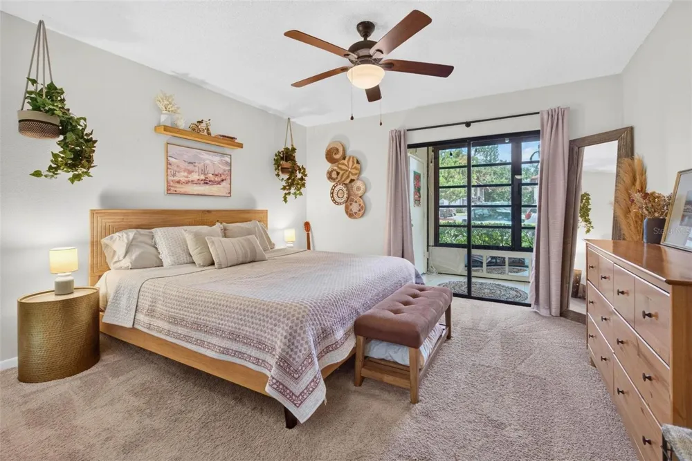 1602 HAMMOCK PINE BOULEVARD #1602 Clearwater, FL 33761