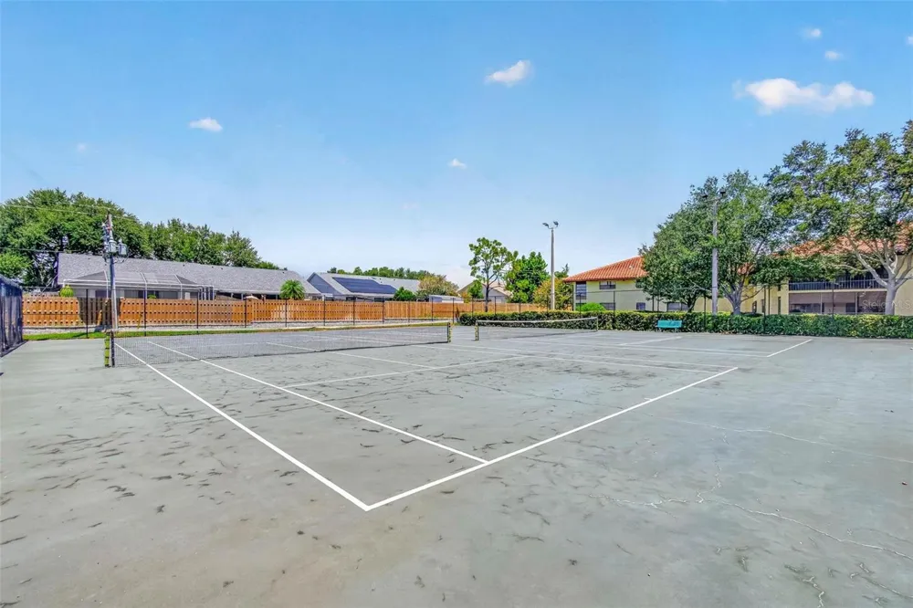 1602 HAMMOCK PINE BOULEVARD #1602 Clearwater, FL 33761