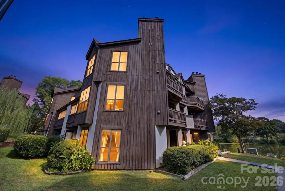8157 Cedar Glen Drive Charlotte, NC 28212