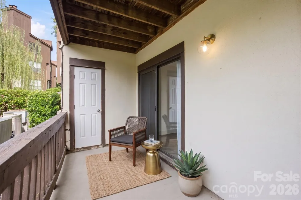 8157 Cedar Glen Drive Charlotte, NC 28212