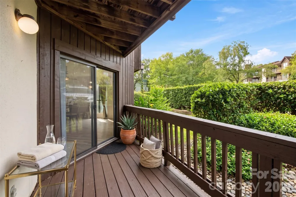 8157 Cedar Glen Drive Charlotte, NC 28212