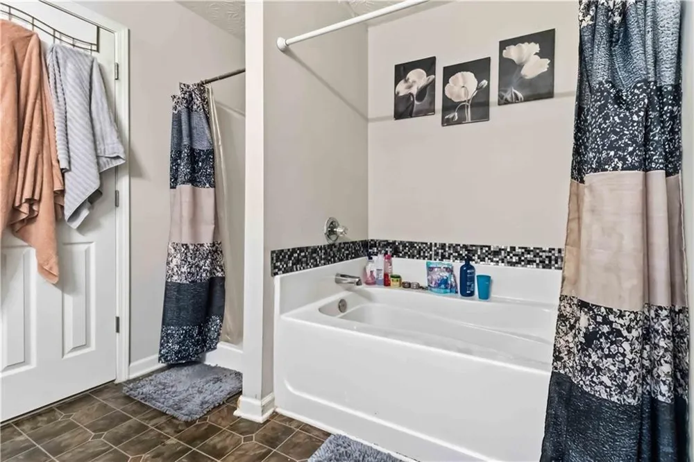 2782 Snapfinger Manor Decatur, GA 30035