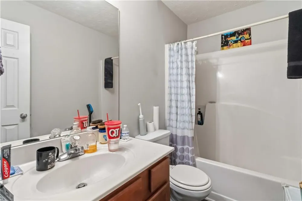 2782 Snapfinger Manor Decatur, GA 30035
