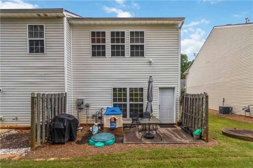 2782 Snapfinger Manor Decatur, GA 30035