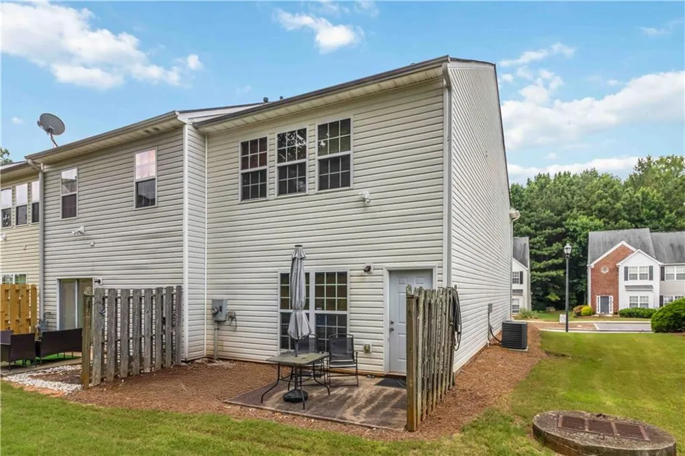 2782 Snapfinger Manor Decatur, GA 30035