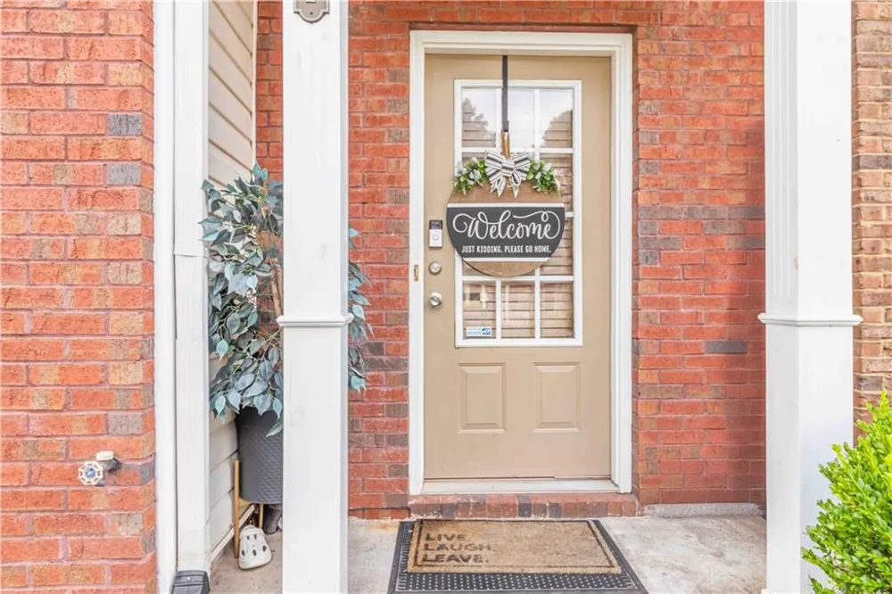2782 Snapfinger Manor Decatur, GA 30035