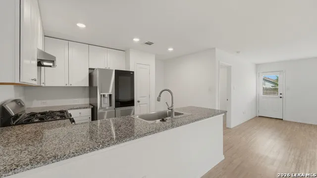 9942 DICKET MEAD RD San Antonio, TX 78254
