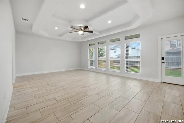 2560 Windle Ln Seguin, TX 78155