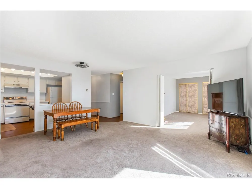13850 E Marina Drive #211 Aurora, CO 80014