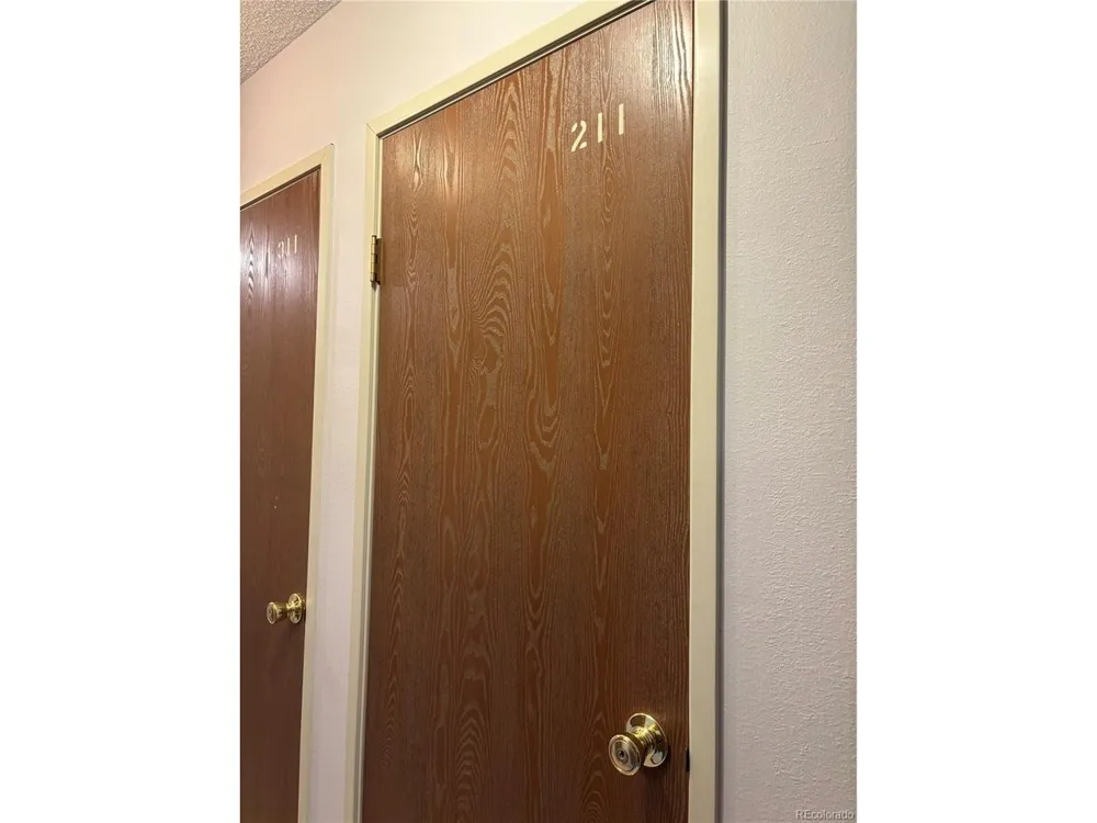 13850 E Marina Drive #211 Aurora, CO 80014
