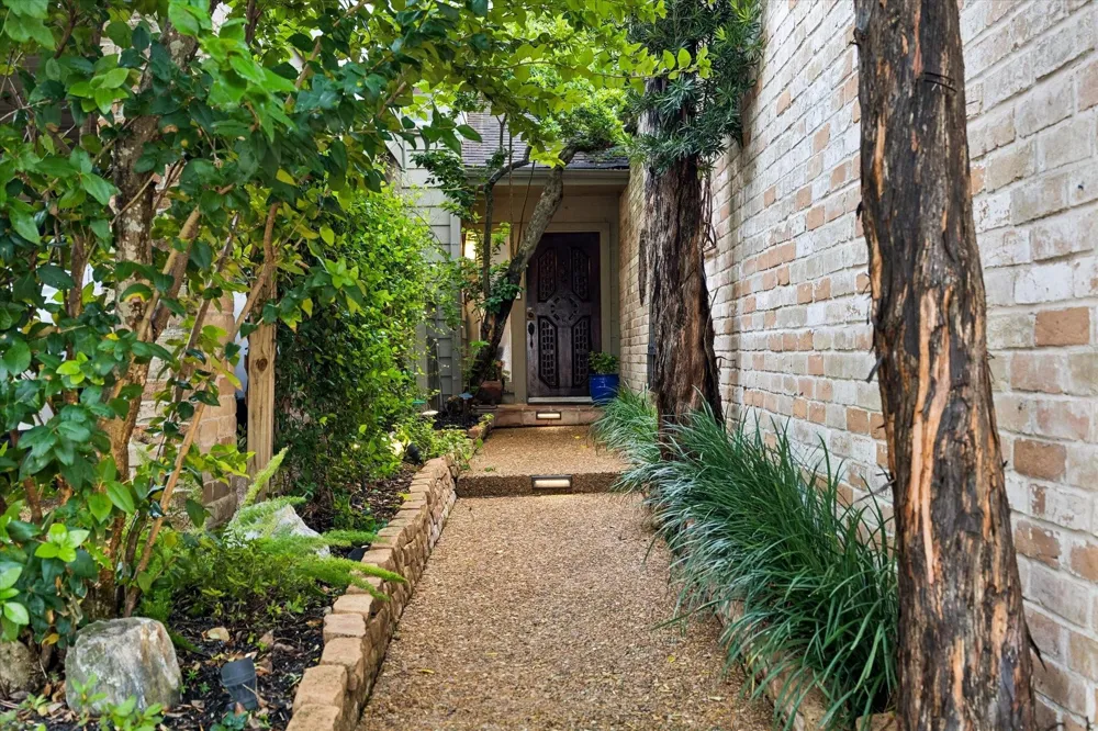 10823 Pepper Lane Houston, TX 77079