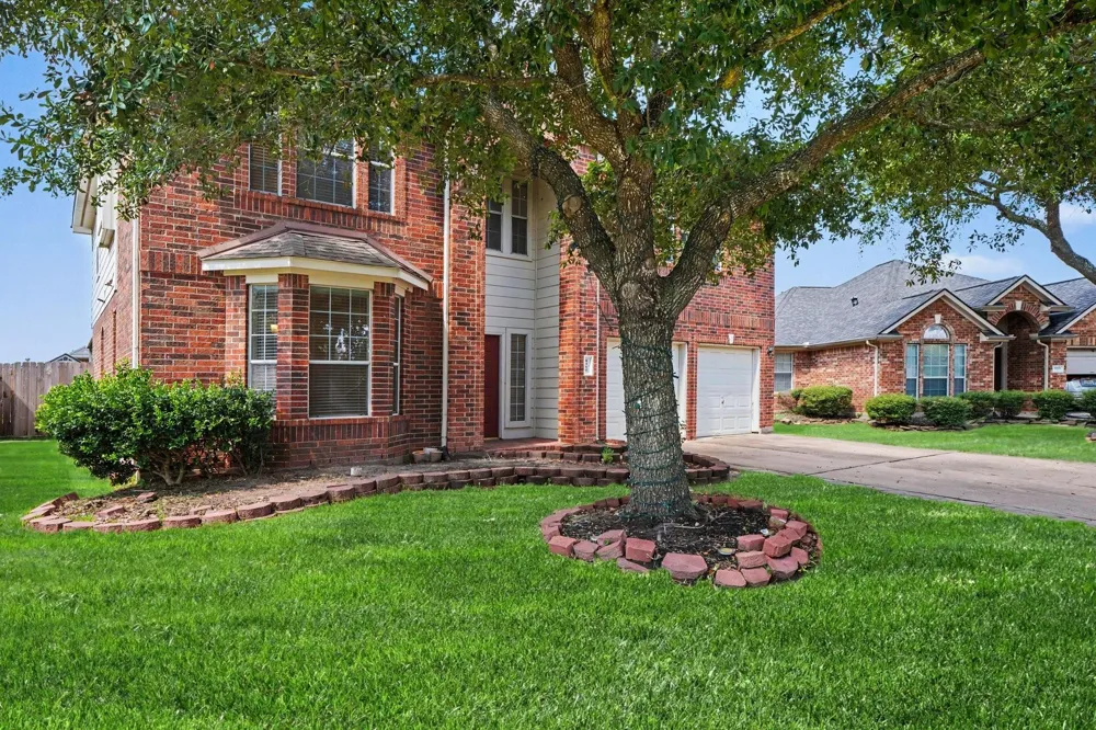 9315 Dewmont Lane Houston, TX 77070