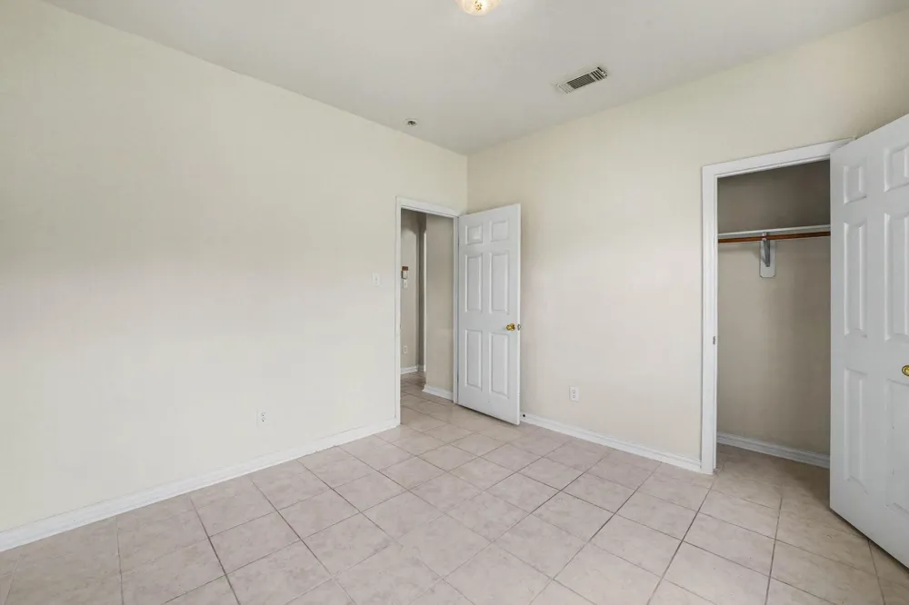 9315 Dewmont Lane Houston, TX 77070
