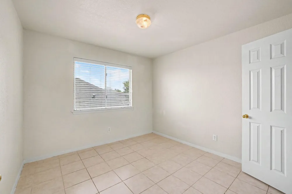 9315 Dewmont Lane Houston, TX 77070