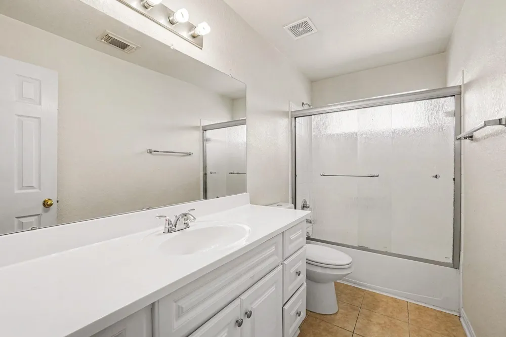 9315 Dewmont Lane Houston, TX 77070
