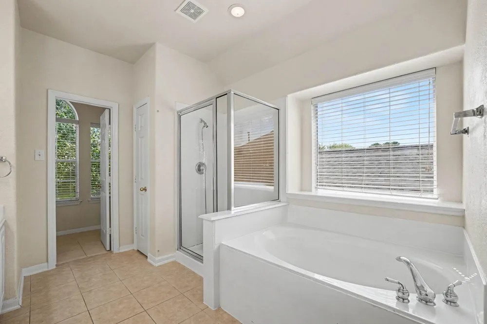 9315 Dewmont Lane Houston, TX 77070