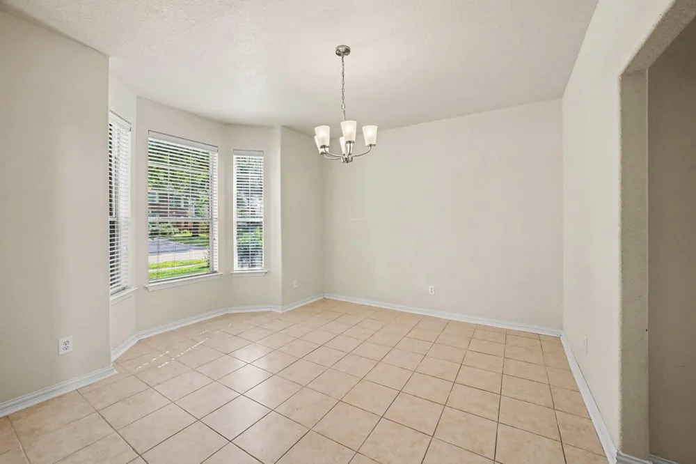 9315 Dewmont Lane Houston, TX 77070