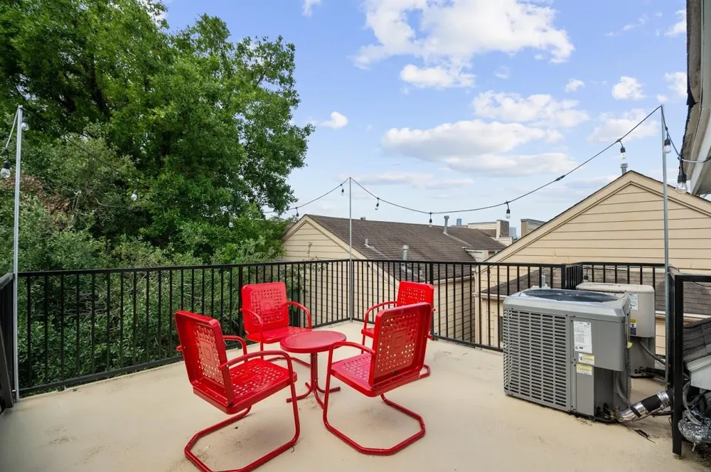 2427 Ralph Street Houston, TX 77006