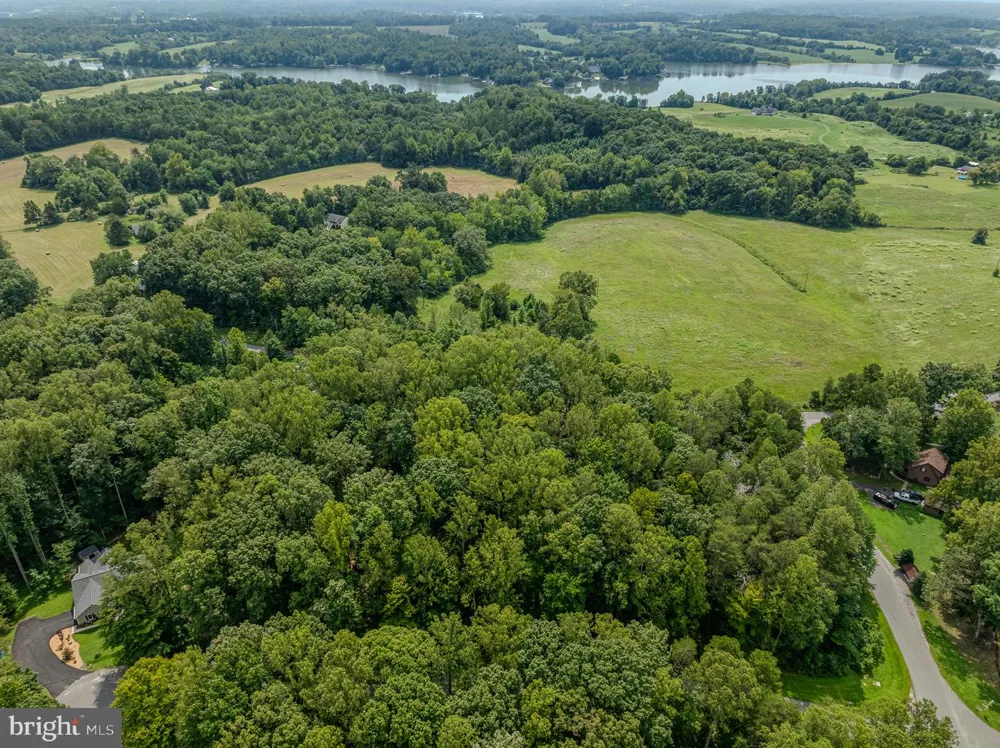 15308 DRUMMERS LANE Orange, VA 22960