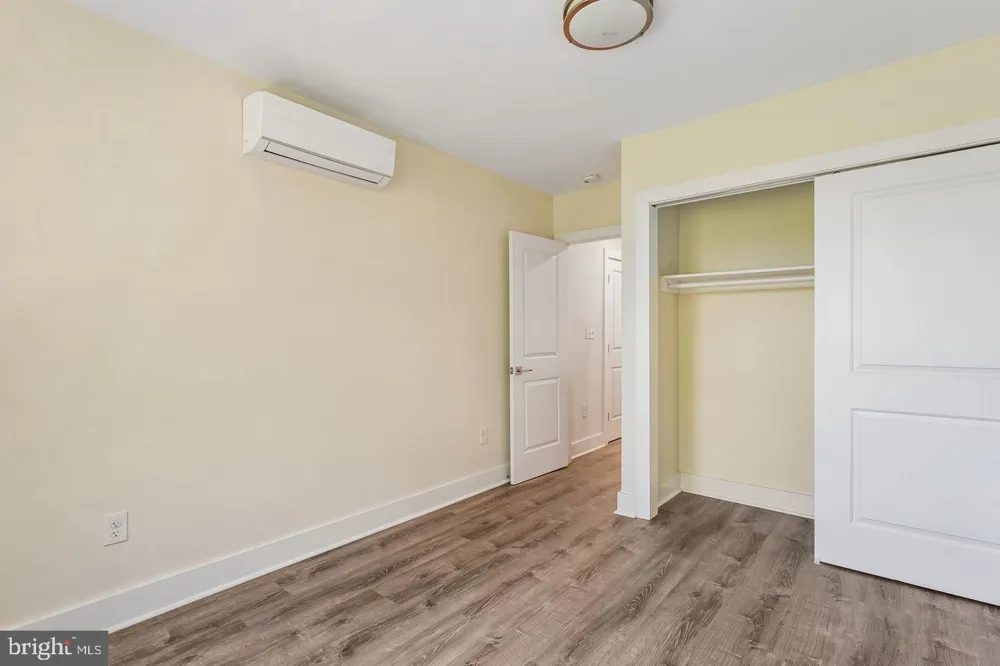 1821 T STREET NW Washington, DC 20009