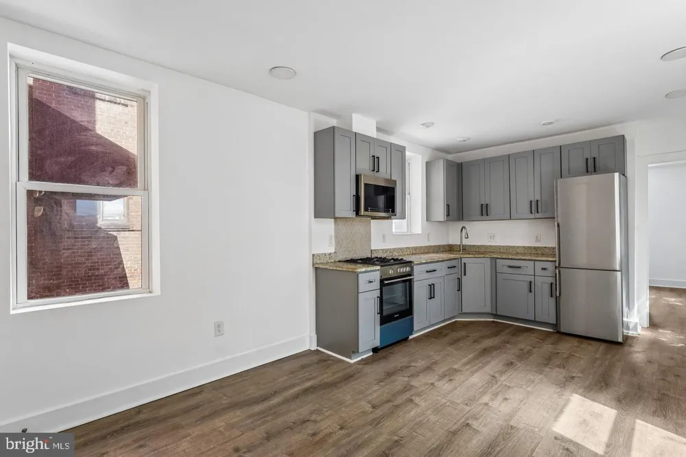 1821 T STREET NW Washington, DC 20009