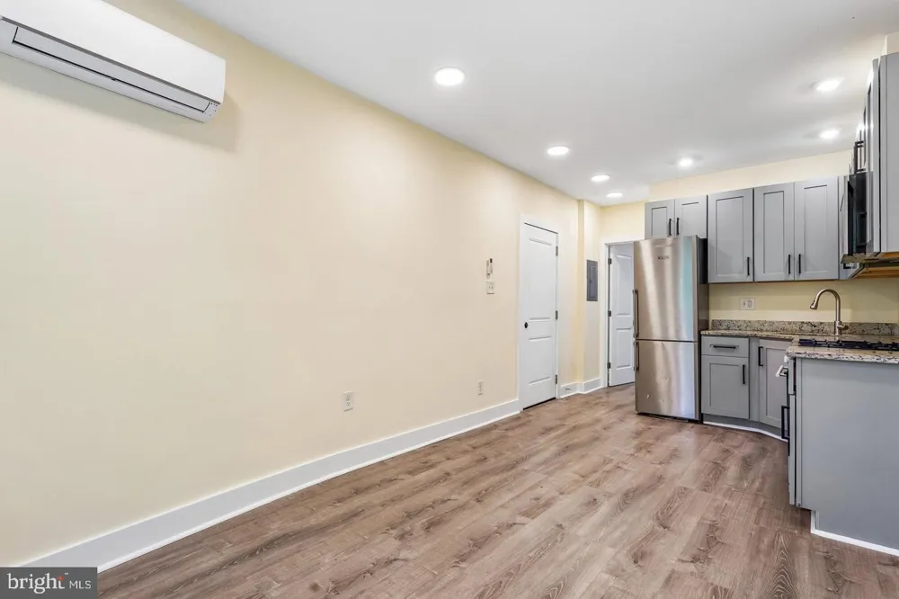 1821 T STREET NW Washington, DC 20009