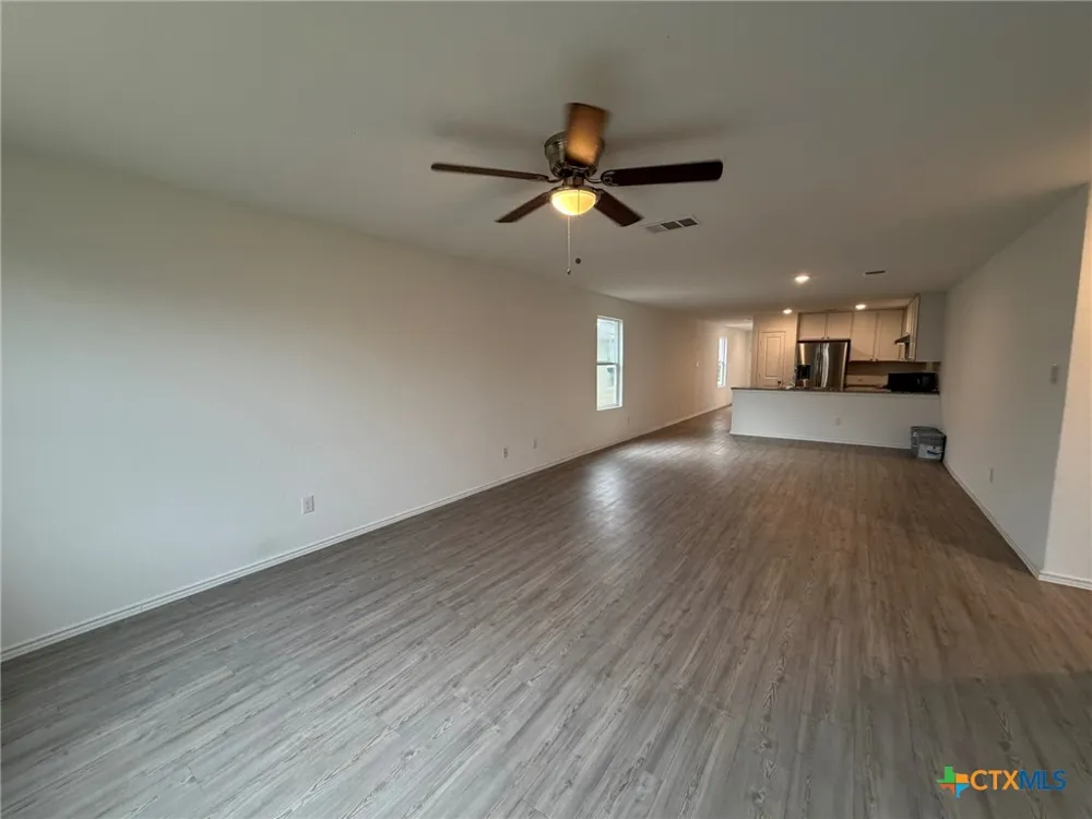 5938 Antonio Place Seguin, TX 78155