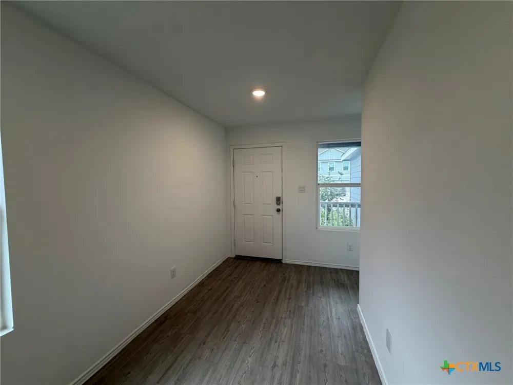 5938 Antonio Place Seguin, TX 78155
